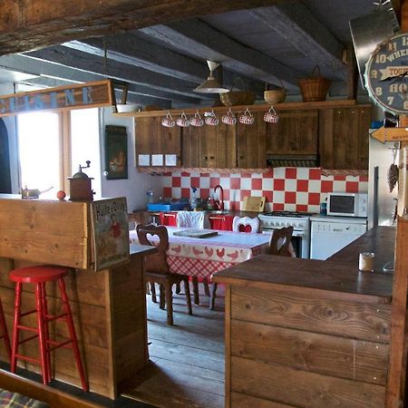 La Ferme De Pomereix Le Dorat Exteriér fotografie